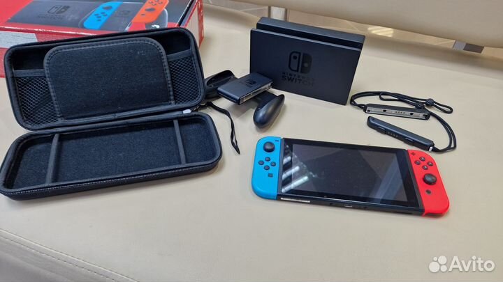 Игровая приставка Nintendo Switch