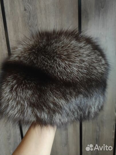 Шапка меховая из чернобурой лисицы