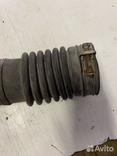 Патрубок воздушного фильтра Toyota RAV 4