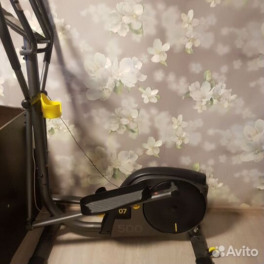 Эллиптический тренажер domyos