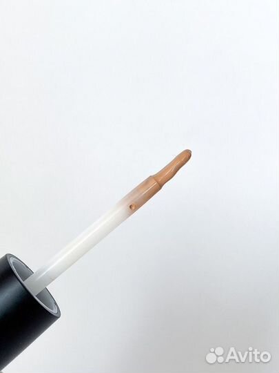 Корректор MAC Mineralize Concealer