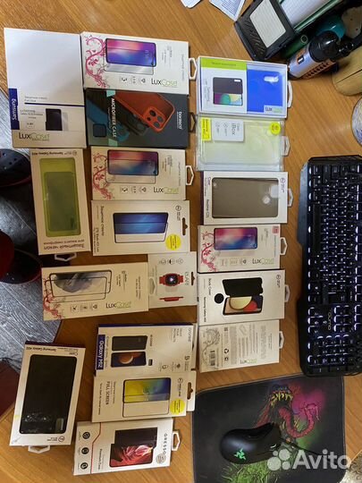 Чехлы защитные стёкла на телефоны