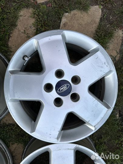 Диски оригинальные Ford 6.0x15 ET 52.5