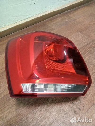 Фонарь задний левый Volkswagen Polo хетчбек cggb