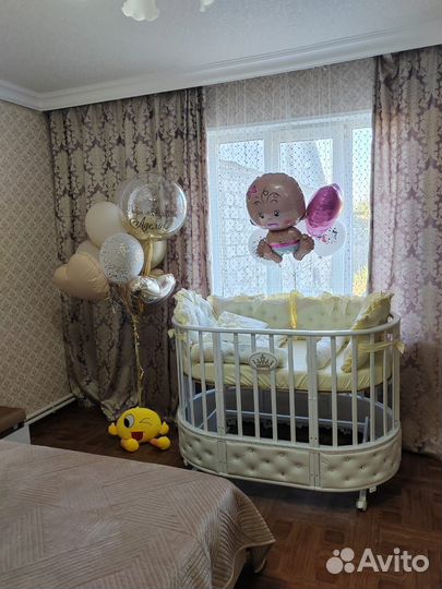 Кроватка с маятником