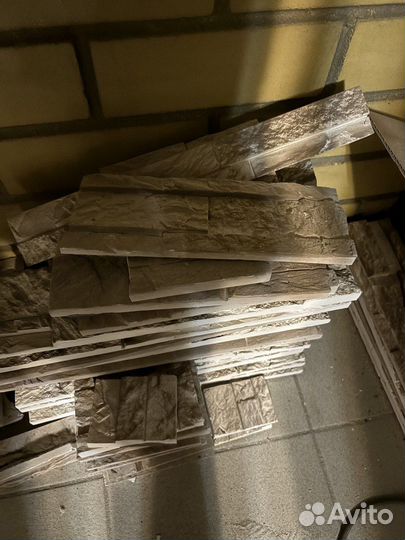 Плитка гипсовая б/у