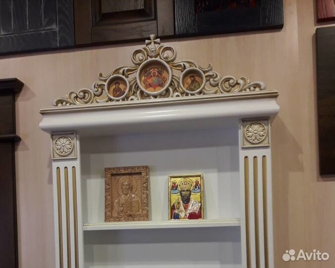 Полка для икон: иконостас