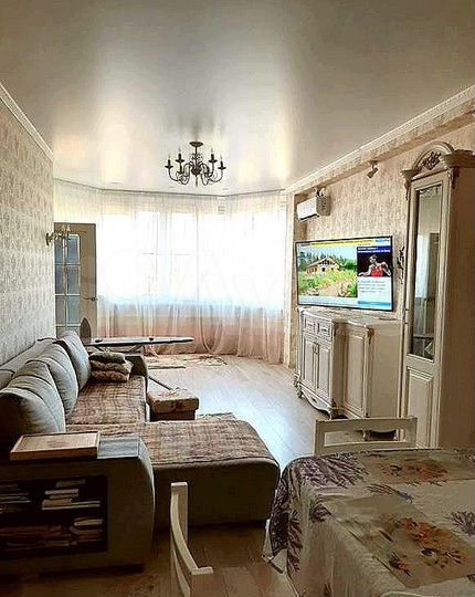 2-к. квартира, 71 м², 9/10 эт.