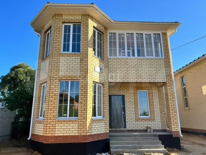 Коттедж 147 м² на участке 4,6 сот.