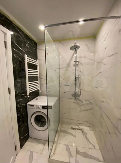 2-к. квартира, 40 м², 4/9 эт.