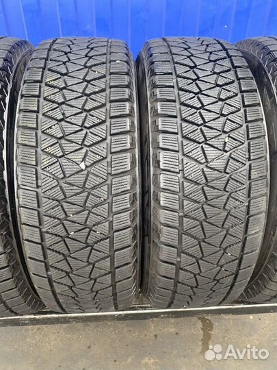 Bridgestone Blizzak DM-V2 225/65 R17