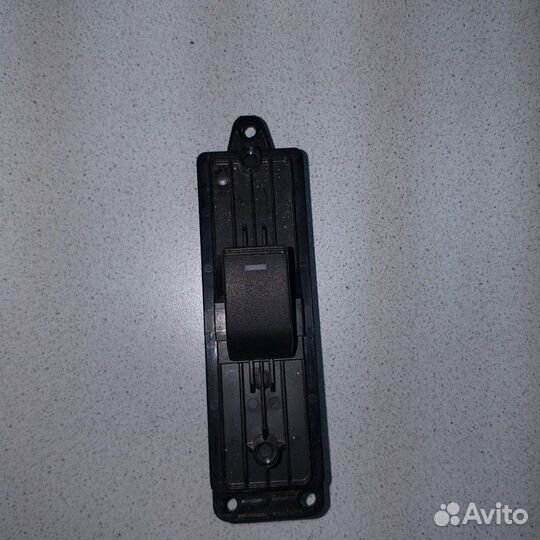 Кнопка стеклоподъемника задняя левая Mazda 6 GH