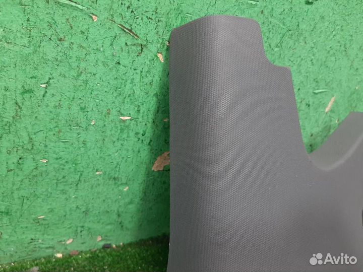 Накладка порога переднего левого внутри Toyota Ay