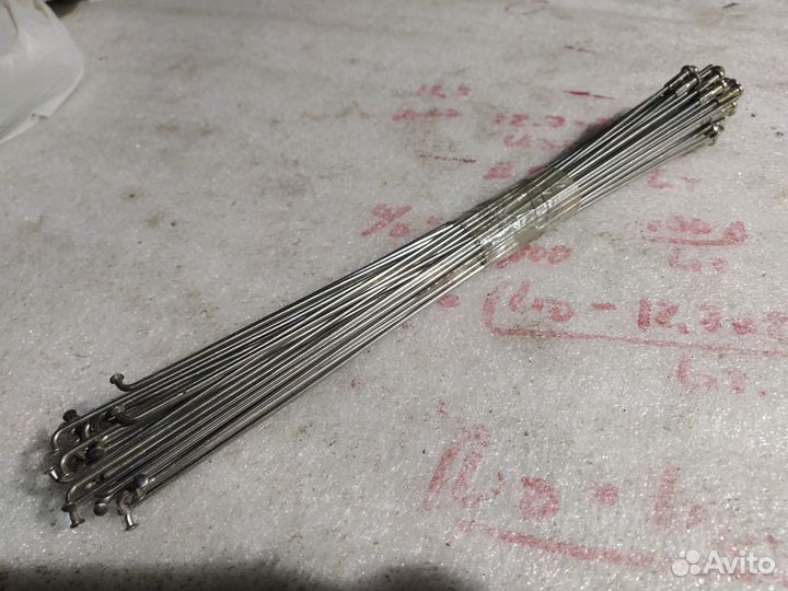 Спицы велосипедные 64 шт