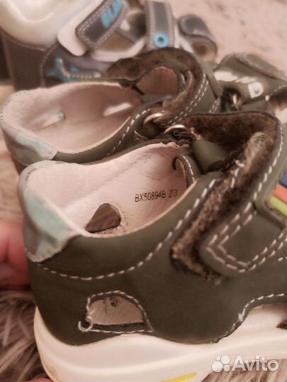 Сандалии детские для мальчиков 23