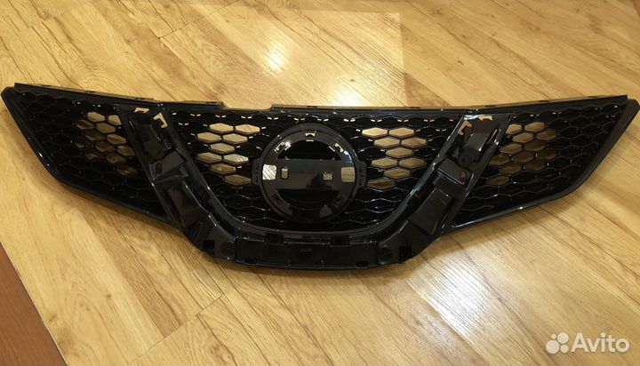 Решетка радиатора Nissan qashqai j11