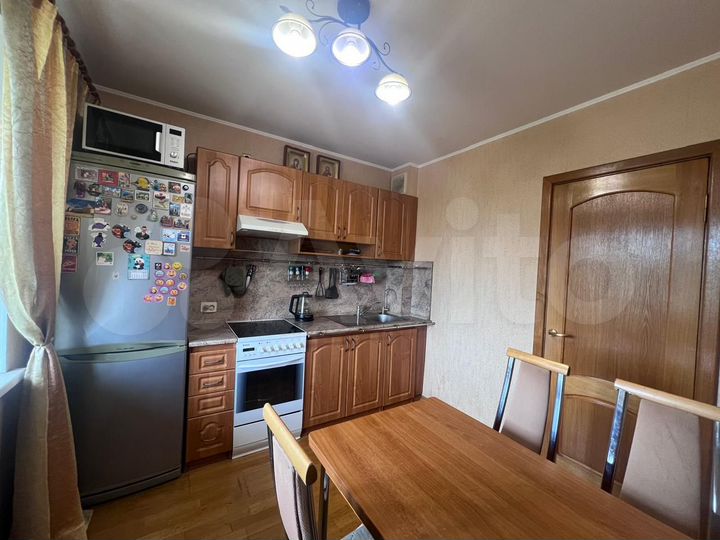 3-к. квартира, 71,8 м², 3/10 эт.