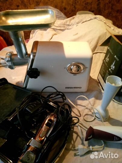 Электромясорубка бу. Бронь