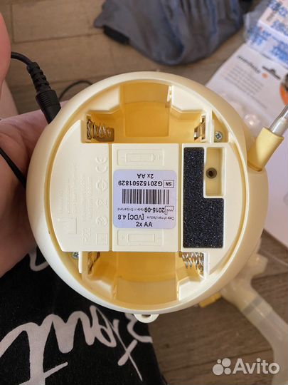 Молокоотсос medela электрический