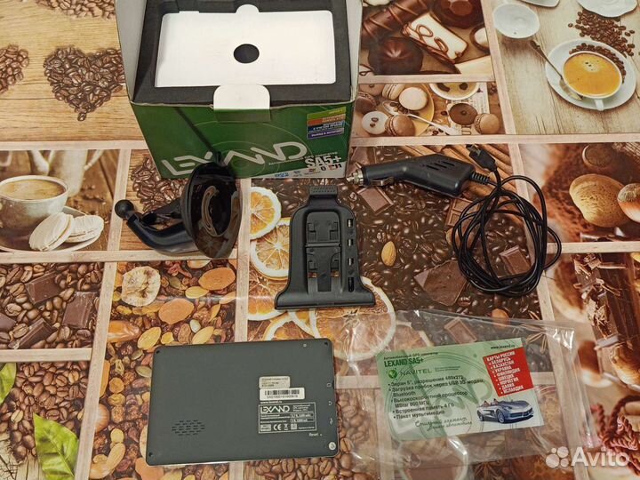 Gps навигатор lexand SA5+