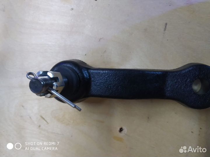 Сошка рулевого маятника tahoe и escalade