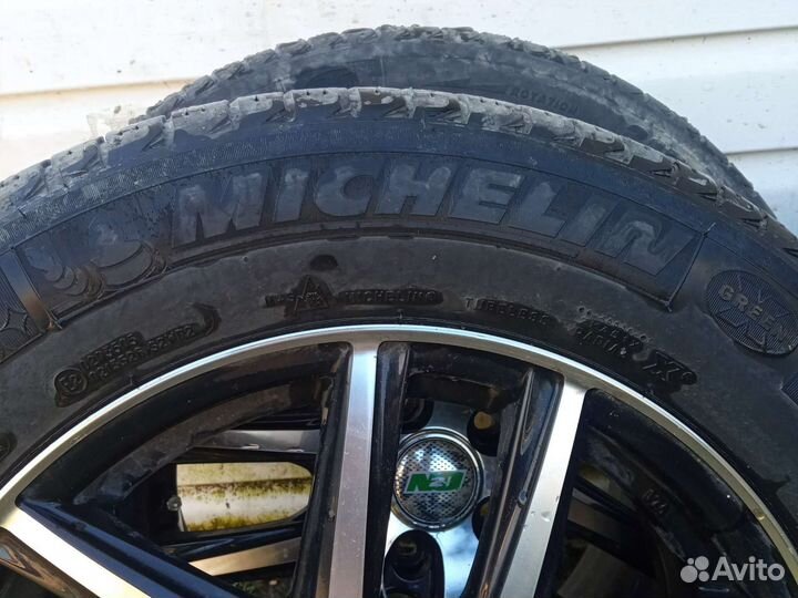 Michelin X-Ice 215/60 R16