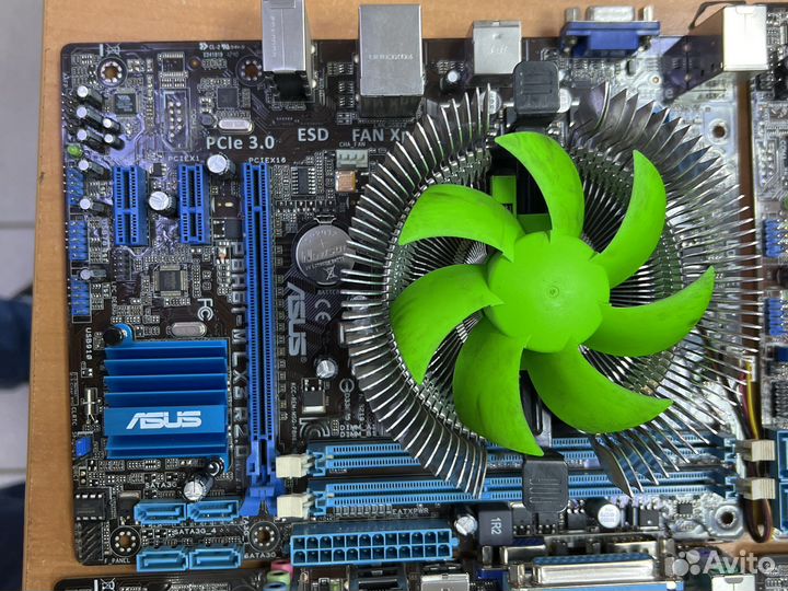 Материнская плата 1155 с процессором Pentium