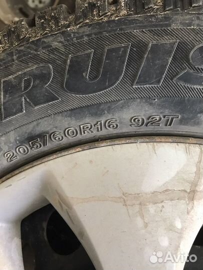 R16 Bridgestone 613V 205/60, PCD 5x105 DIA 10