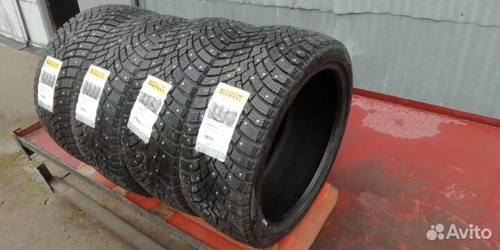 Pirelli Ice Zero 2 225/40 R18 98H
