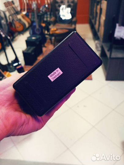 Гитарный комбоусилитель на батарейках marshall