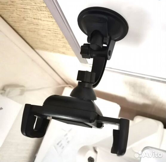 Держатель для телефона в машину