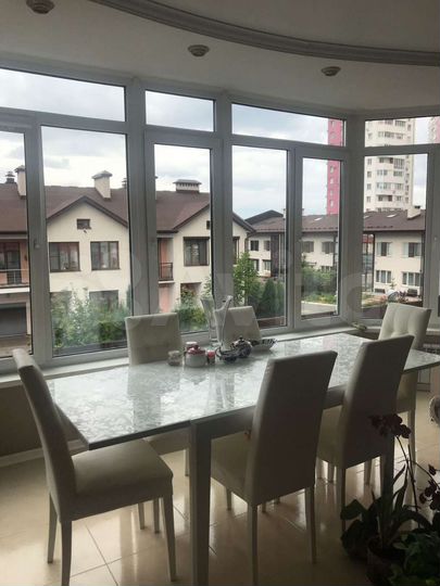 3-к. квартира, 83 м², 2/3 эт.