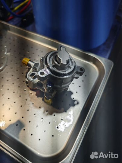 Насос топливный Тнвд bmw(13517616170)