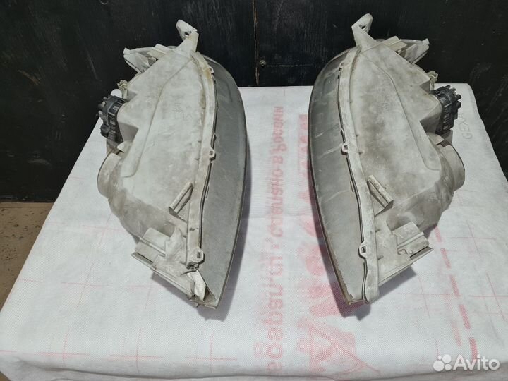 Фары Toyota Camry AVC30 2003г