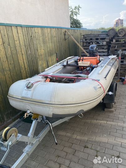 Продаю лодку Баджер 360