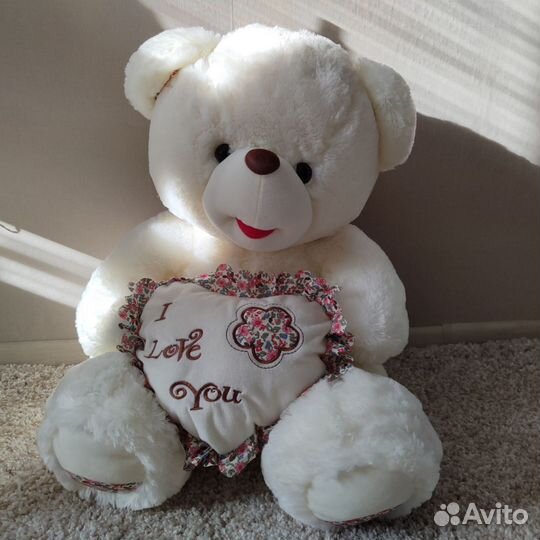 Плюшевый медведь