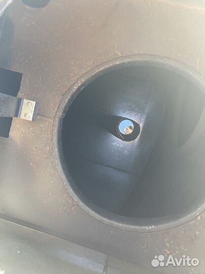 Полуприцеп бензовоз ГрАЗ 96222-0000010, 2016