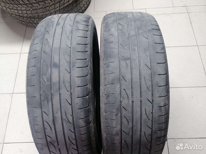 Dunlop Grandtrek PT2A 215/60 R16 88G
