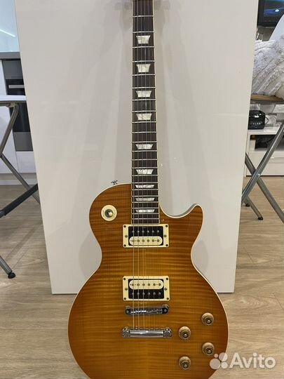 Электрогитара Bacchus Les Paul Standart