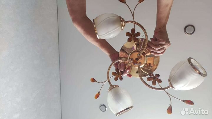 Люстра потолочная бу