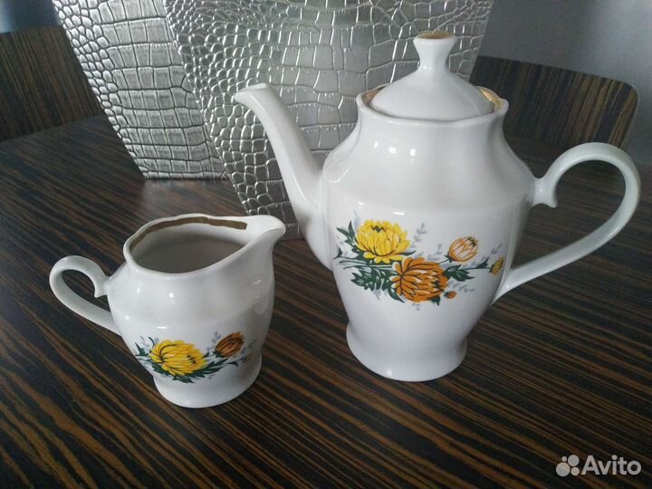 Заварочный чайник, молочник Рига фарфор СССР