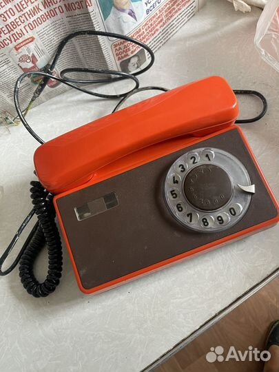 Дисковый телефон эпохи СССР