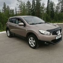 Nissan Qashqai 1.6 MT, 2011, 240 000 км, с пробегом, цена 920 000 руб.