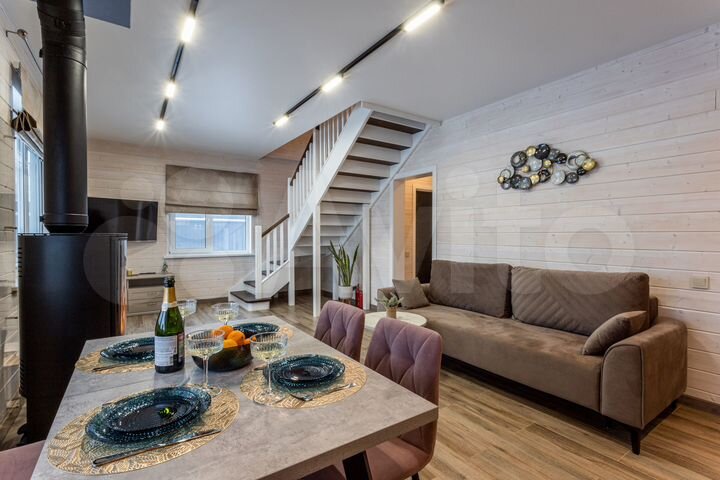 Коттедж 130 м² на участке 10 сот.