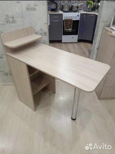 Стол для маникюра складной