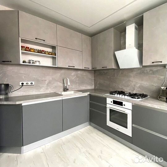 Угловая кухня. Кухонный гарнитур на заказ