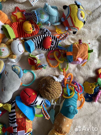 Развивающие игрушки, грызунки