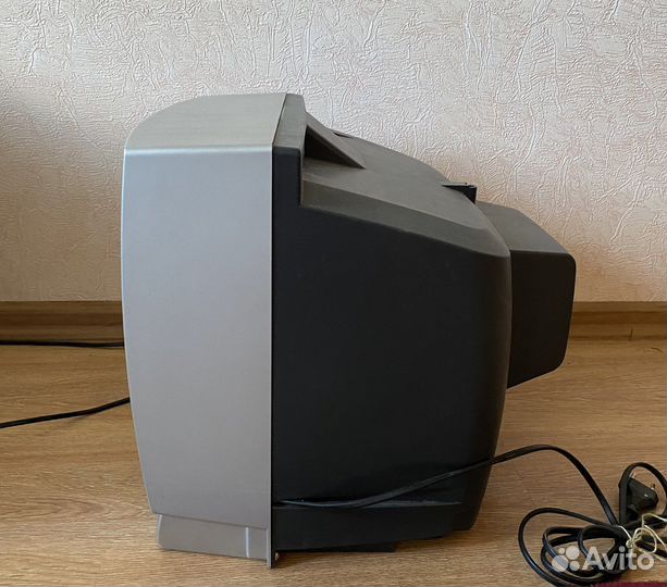 Телевизоры на запчасти sharp, jvc, erisson