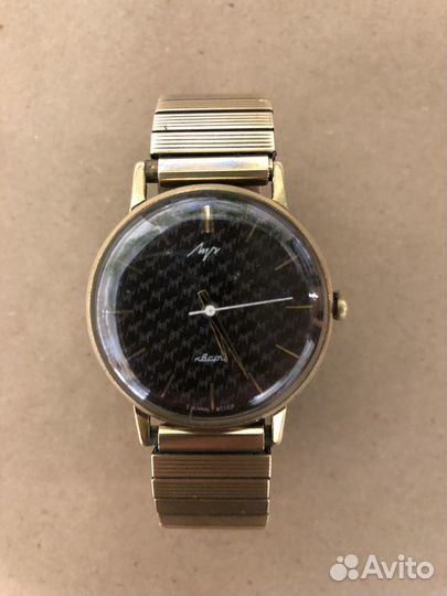 Мужские позолоченные часы СССР Луч кварцевые