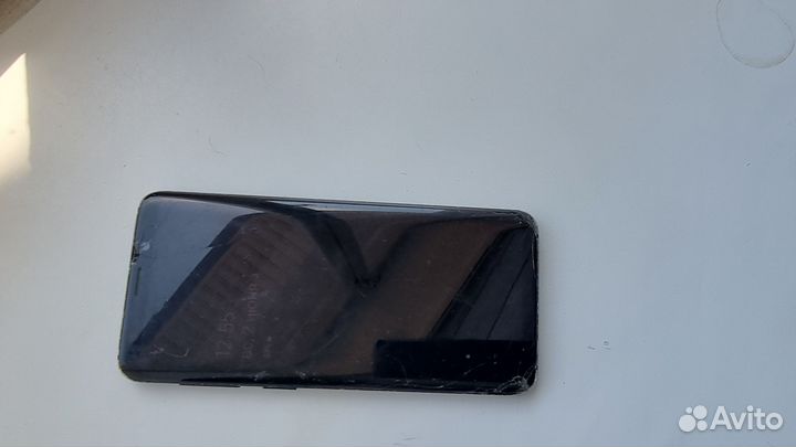 Samsung Galaxy S9, 4/64 ГБ